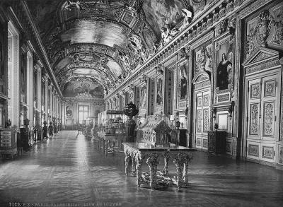 Louvre gallery